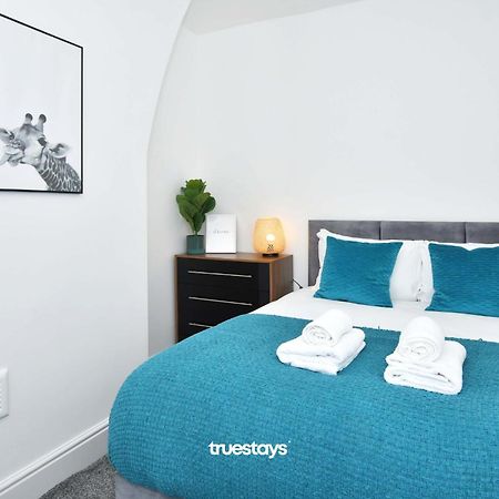 Gilman House By Truestays - 4 Bedroom House In Stoke-On-Trent Etruria Extérieur photo