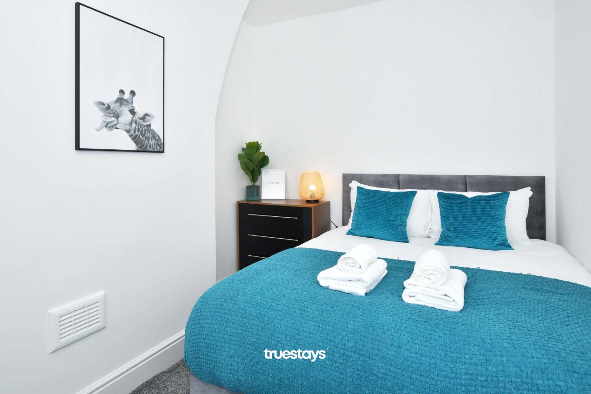 Gilman House By Truestays - 4 Bedroom House In Stoke-On-Trent Etruria Extérieur photo