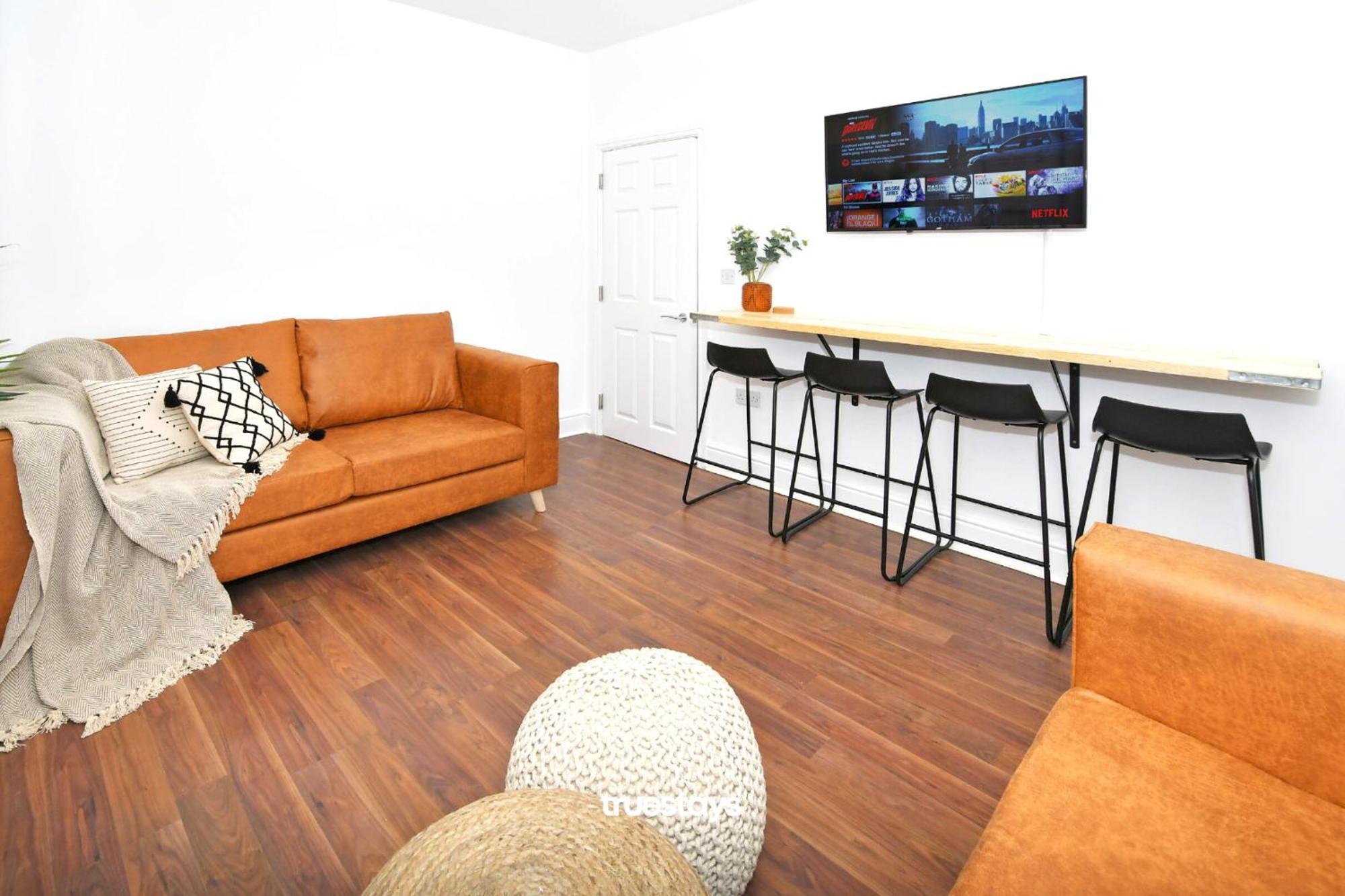 Gilman House By Truestays - 4 Bedroom House In Stoke-On-Trent Etruria Extérieur photo