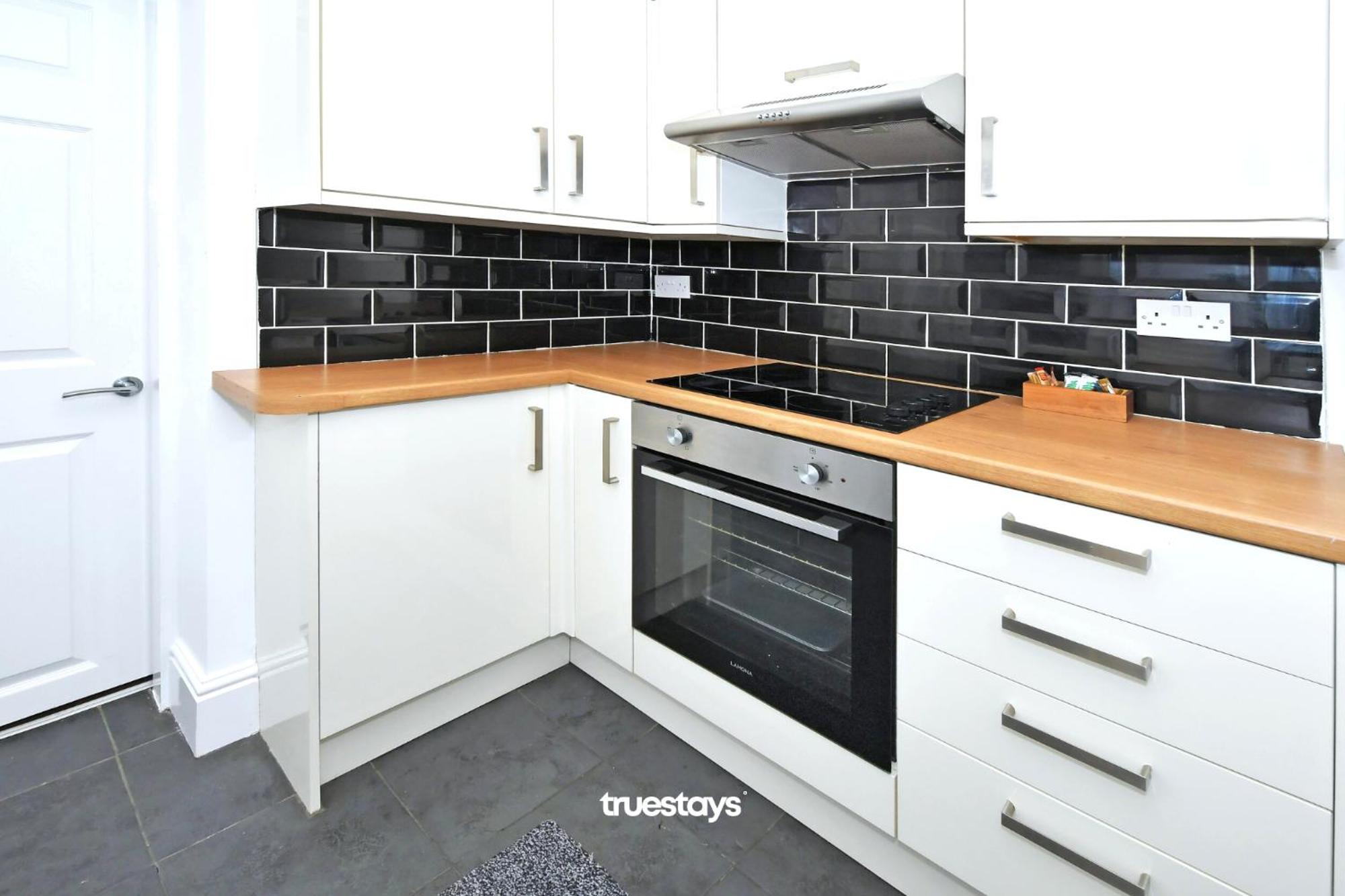 Gilman House By Truestays - 4 Bedroom House In Stoke-On-Trent Etruria Extérieur photo