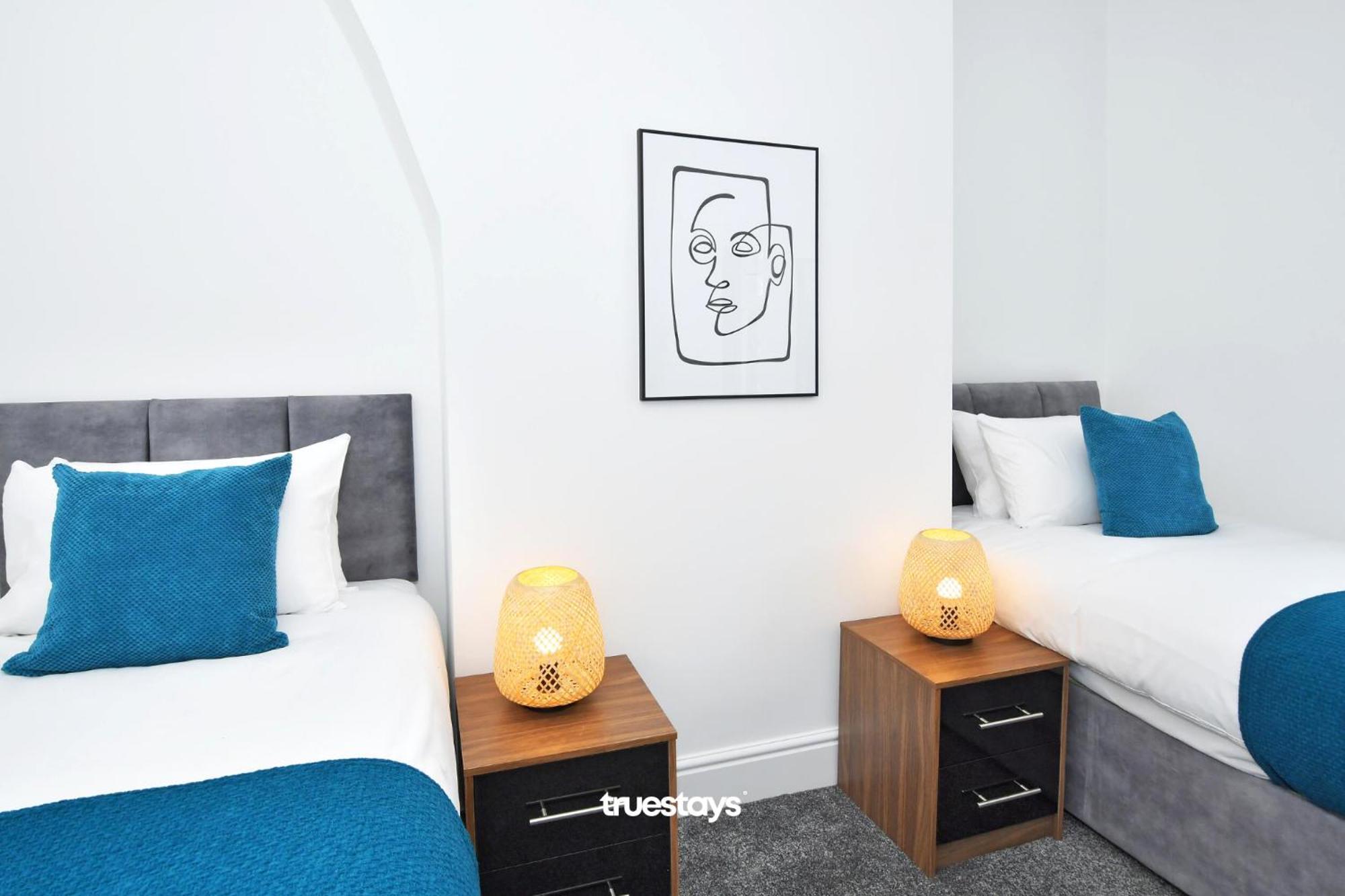 Gilman House By Truestays - 4 Bedroom House In Stoke-On-Trent Etruria Extérieur photo