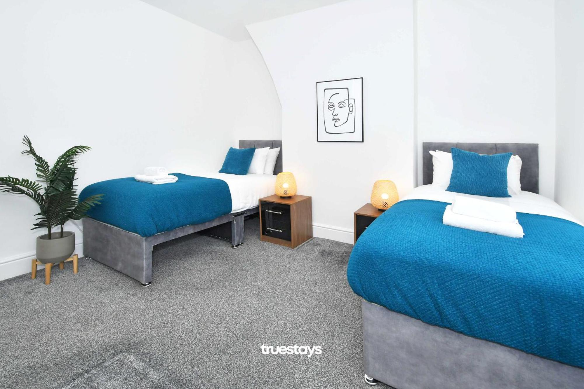 Gilman House By Truestays - 4 Bedroom House In Stoke-On-Trent Etruria Extérieur photo